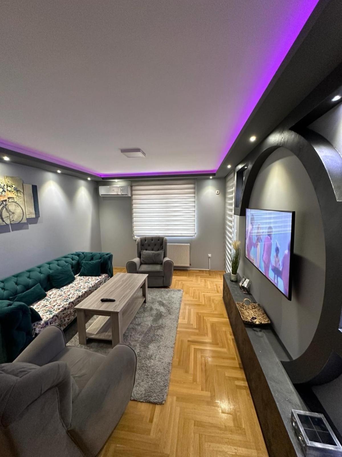 Apartman Lux S&V 1 Lukavica Istocno Sarajevo Hilandarska Centar 아파트 외부 사진