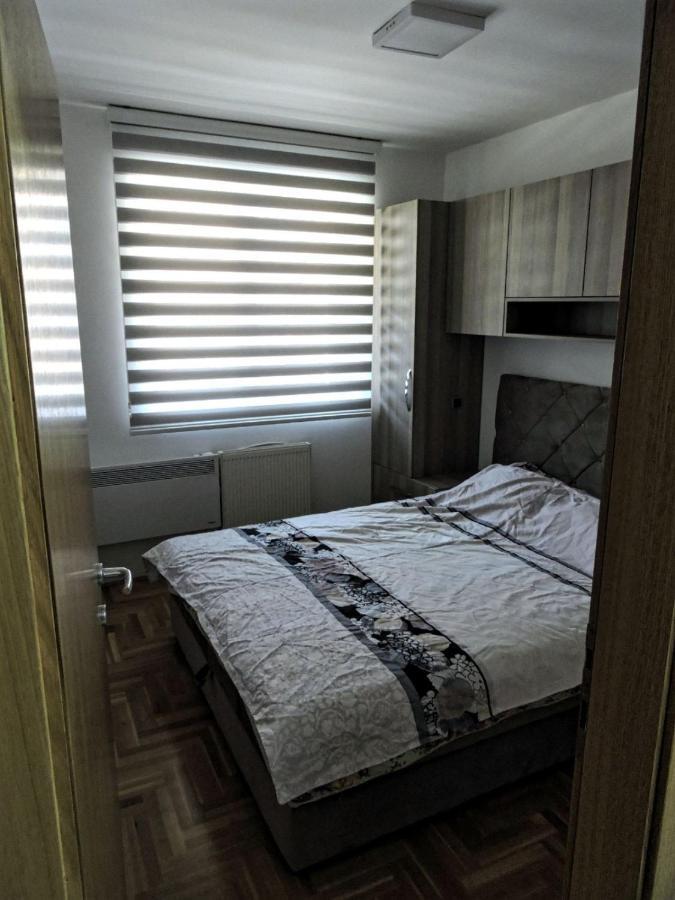 Apartman Lux S&V 1 Lukavica Istocno Sarajevo Hilandarska Centar 아파트 외부 사진