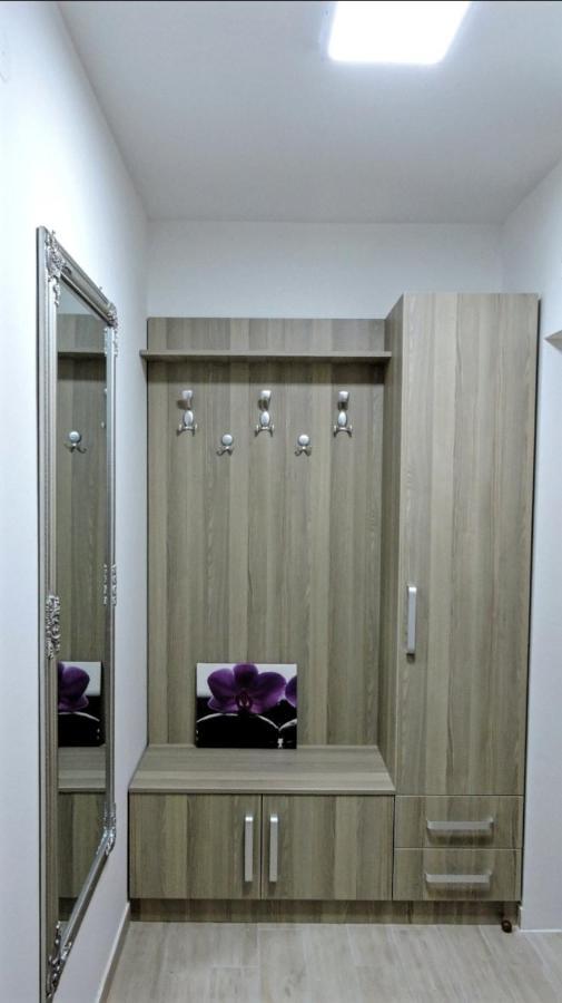 Apartman Lux S&V 1 Lukavica Istocno Sarajevo Hilandarska Centar 아파트 외부 사진